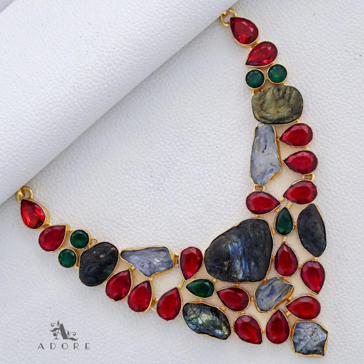 Hadria Neckpiece