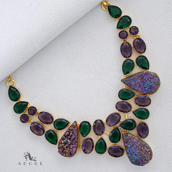 Baruna Neckpiece