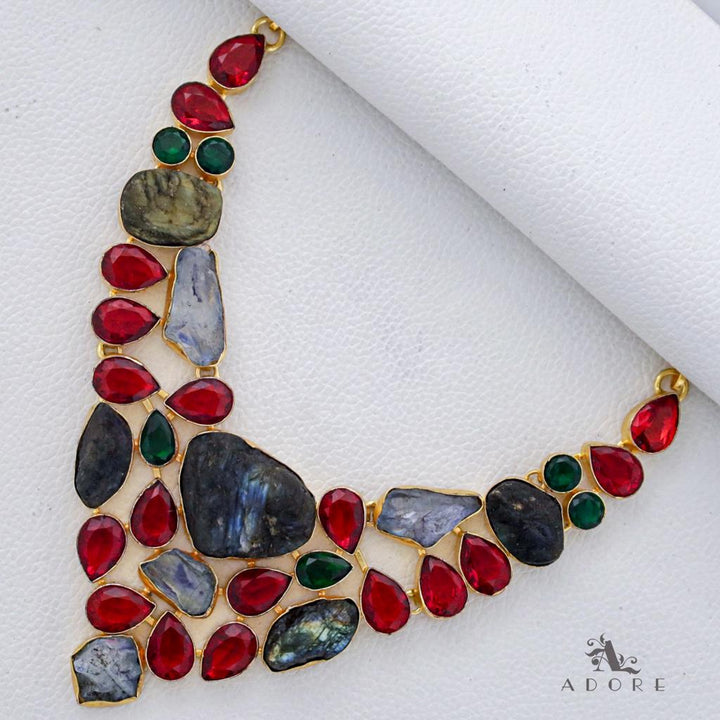 Hadria Neckpiece