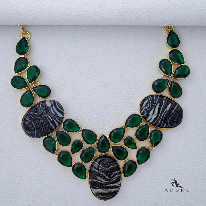 Pauravi Neckpiece
