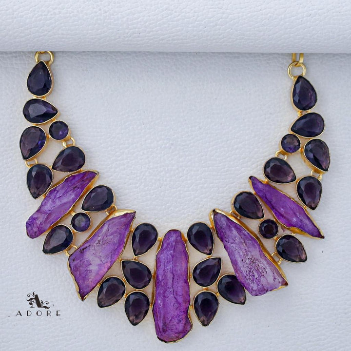 Vedvika Neckpiece
