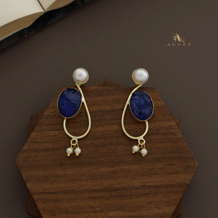 Alani Pearl Oval Earring (Dyed Stone)