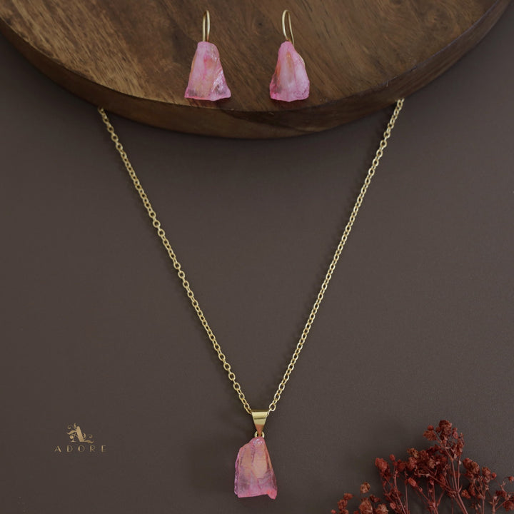 Tordis Raw Stone + Dyed Long Neckpiece With Drop