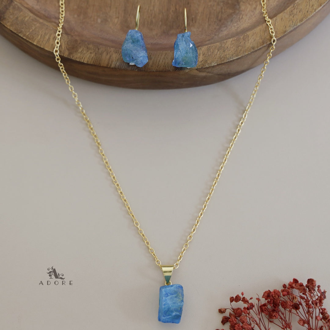 Tordis Raw Stone + Dyed Long Neckpiece With Drop