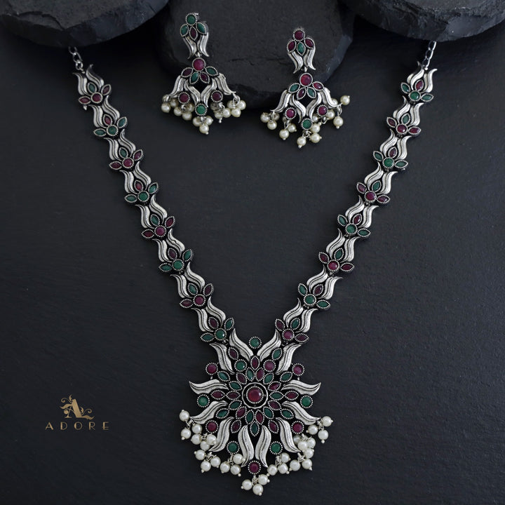 Aadarsha Neckpiece With Earring