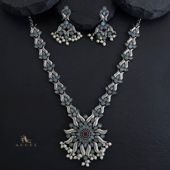 Aadarsha Neckpiece With Earring