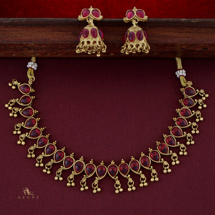 Yashwasi Gold Ball Neckpiece With Earring