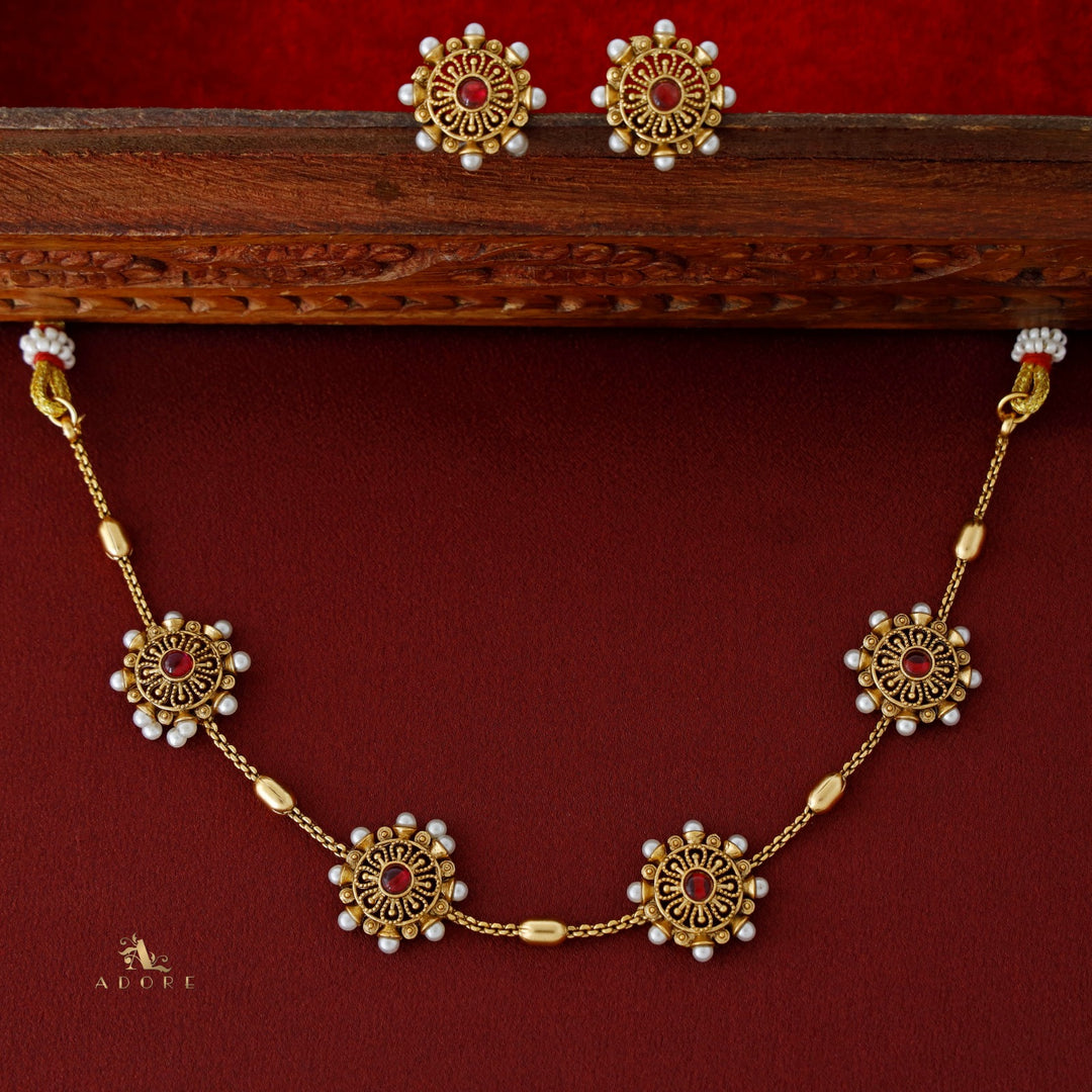 Pearl Floral Maheera Choker with Stud