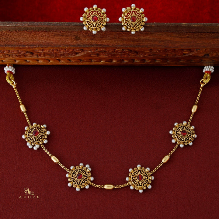 Pearl Floral Maheera Choker with Stud