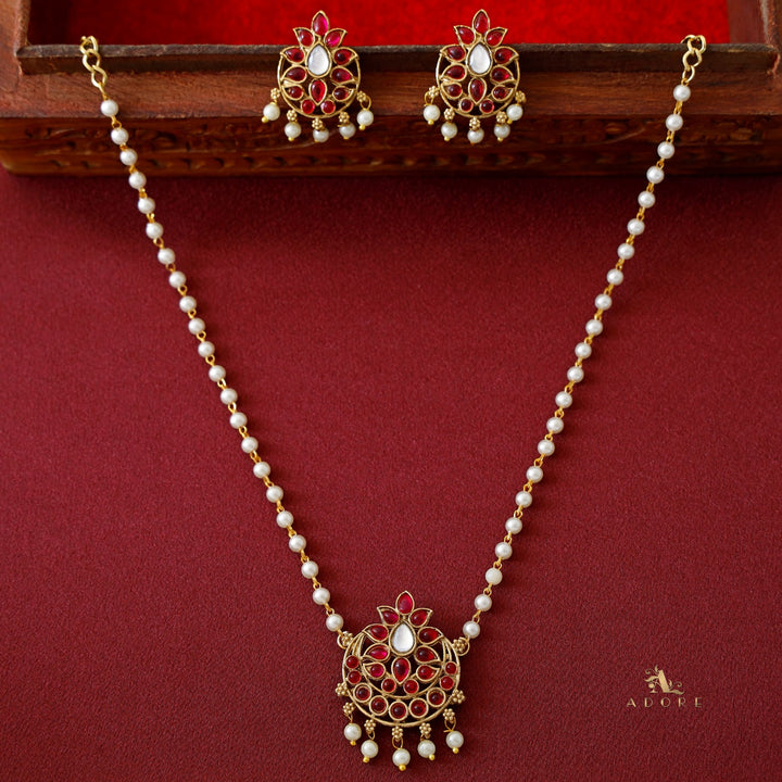 Chandhrachooda Pearl Neckpiece with Earring