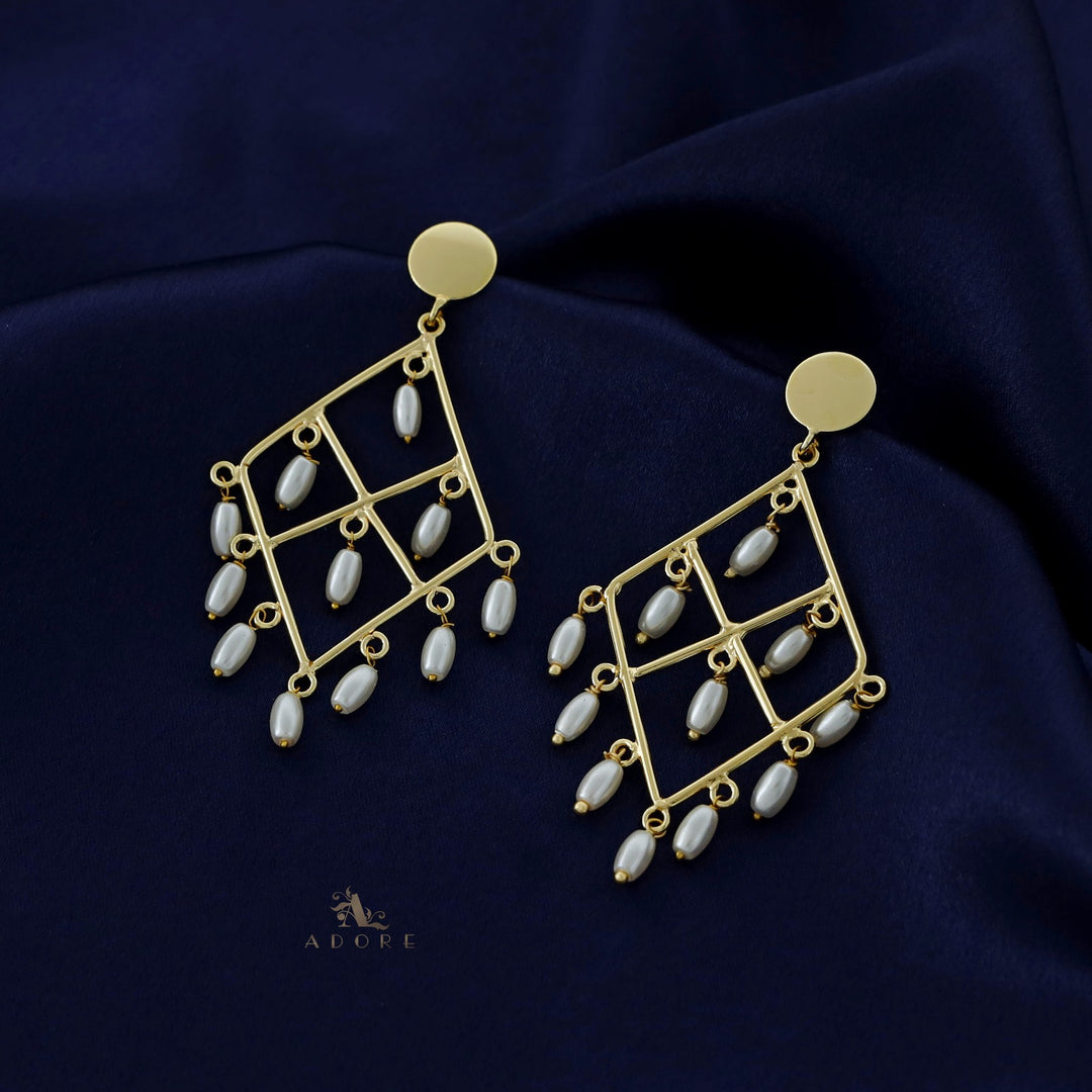 Darlene Golden Rhombus Rice Pearl Earring