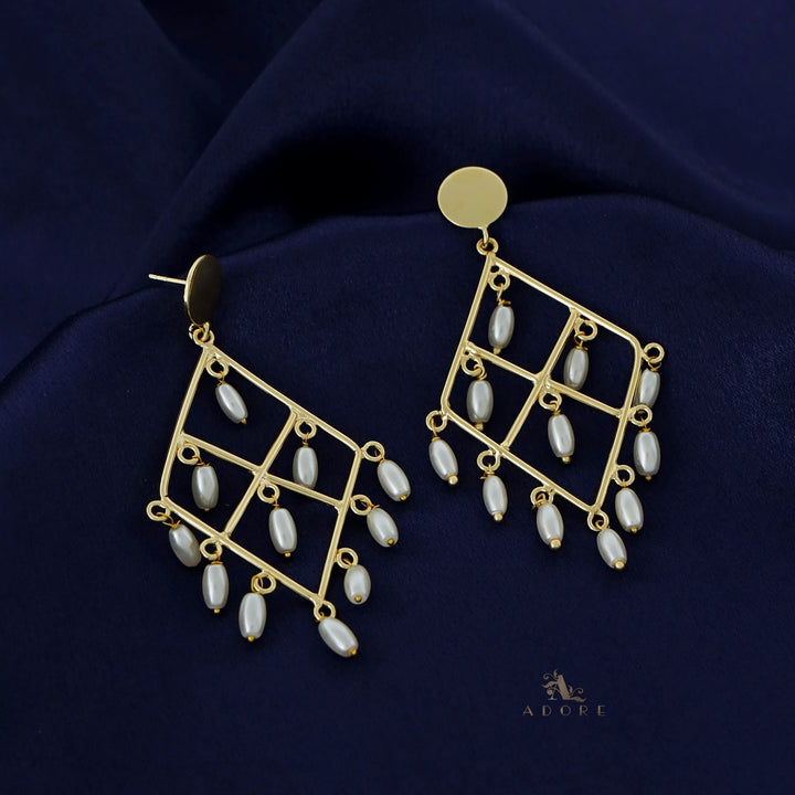 Darlene Golden Rhombus Rice Pearl Earring