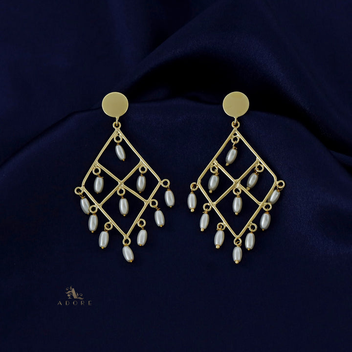 Darlene Golden Rhombus Rice Pearl Earring