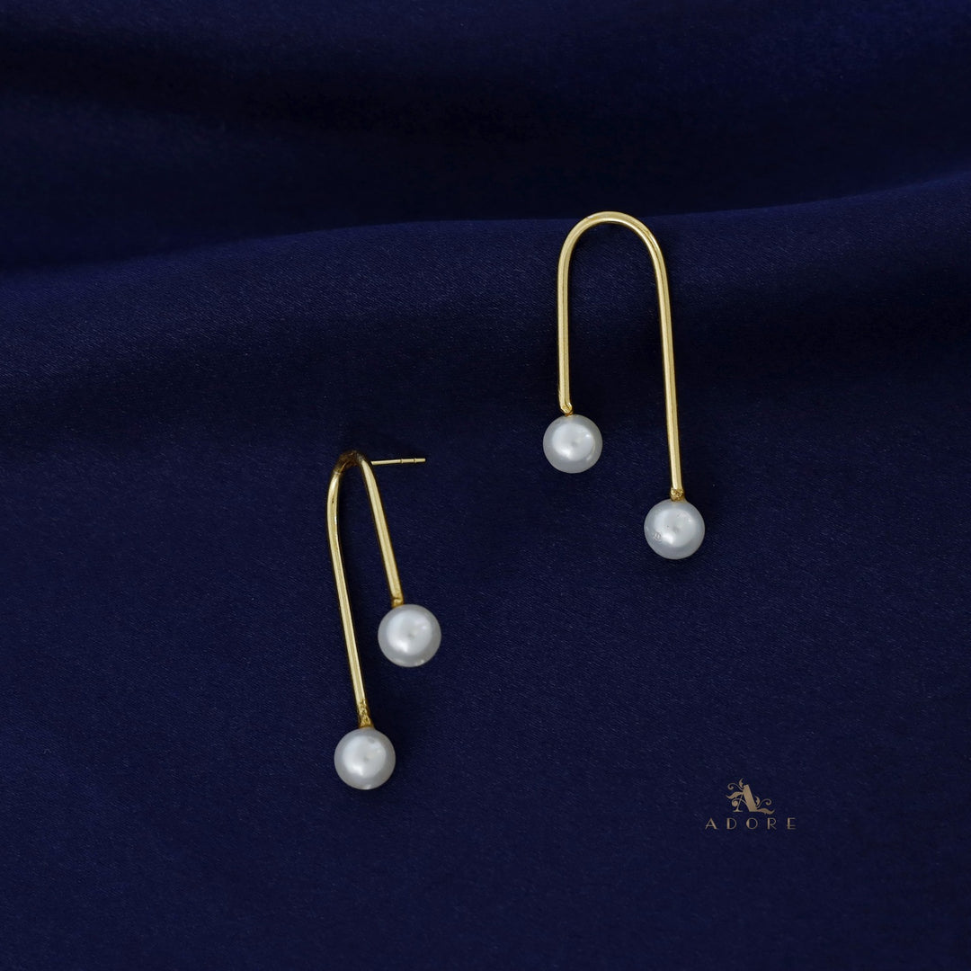 Golden Curvy Dual Pearl Earring