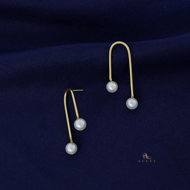Golden Curvy Dual Pearl Earring