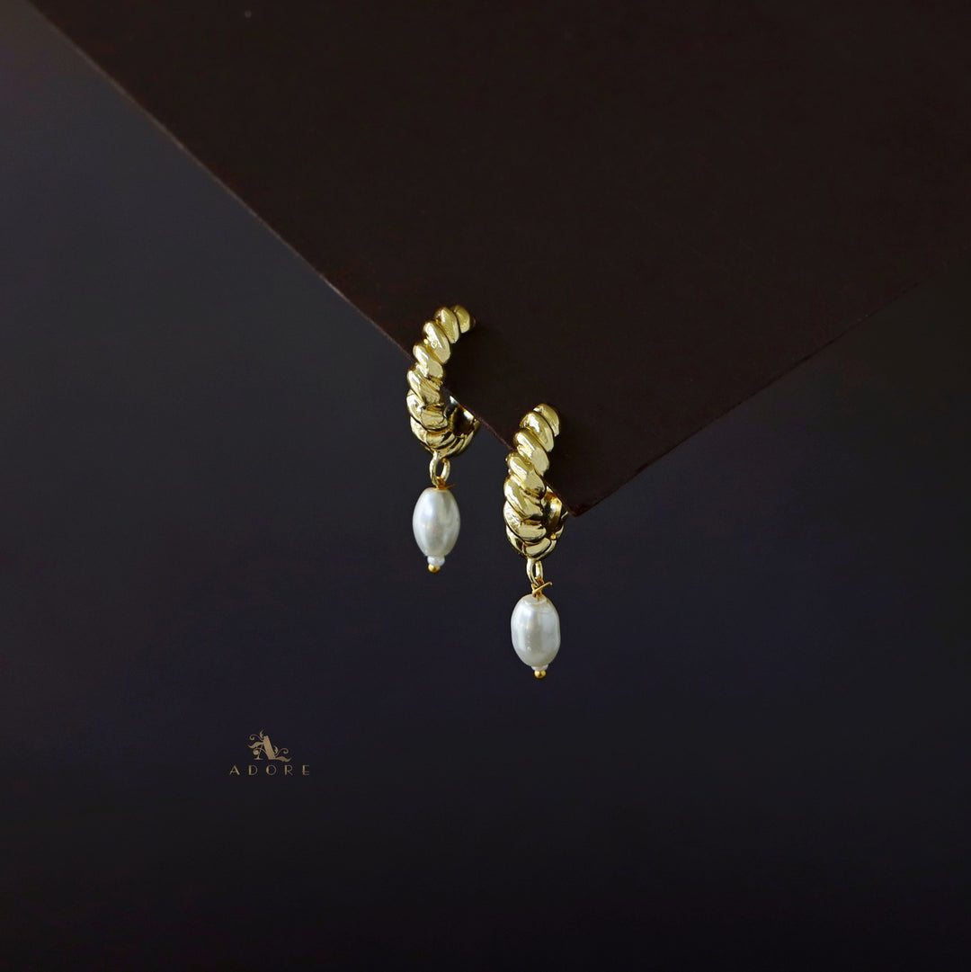 Golden Twisted Half Circle Pearl Earring