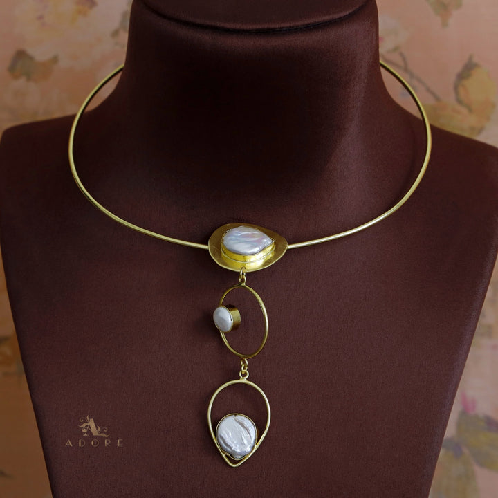 Fellah Baroque Neck Cuff