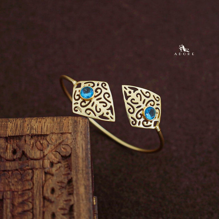 Golden Hiranya Glossy Bangle