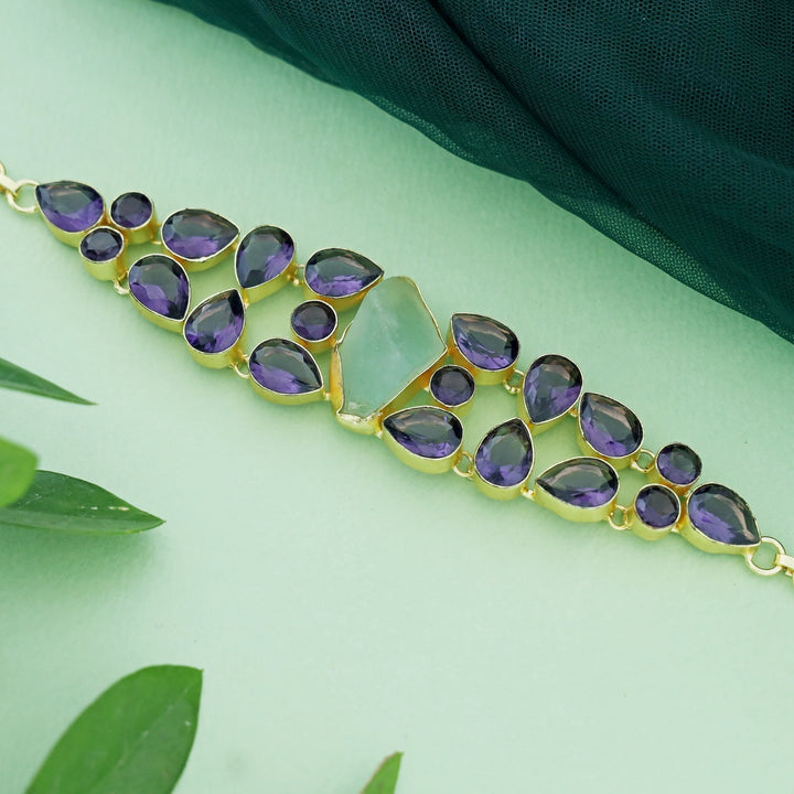 Winona Choker