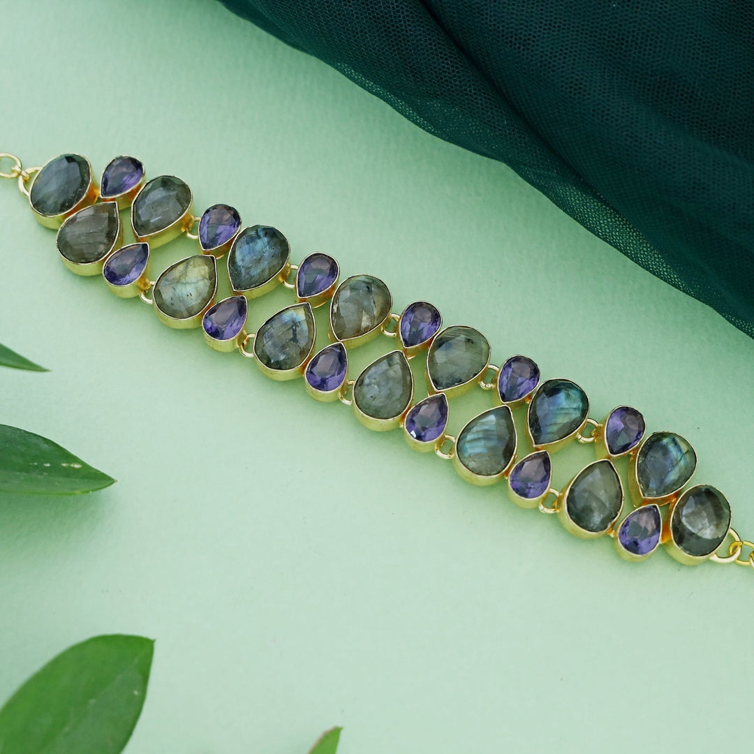 Charlotte Choker