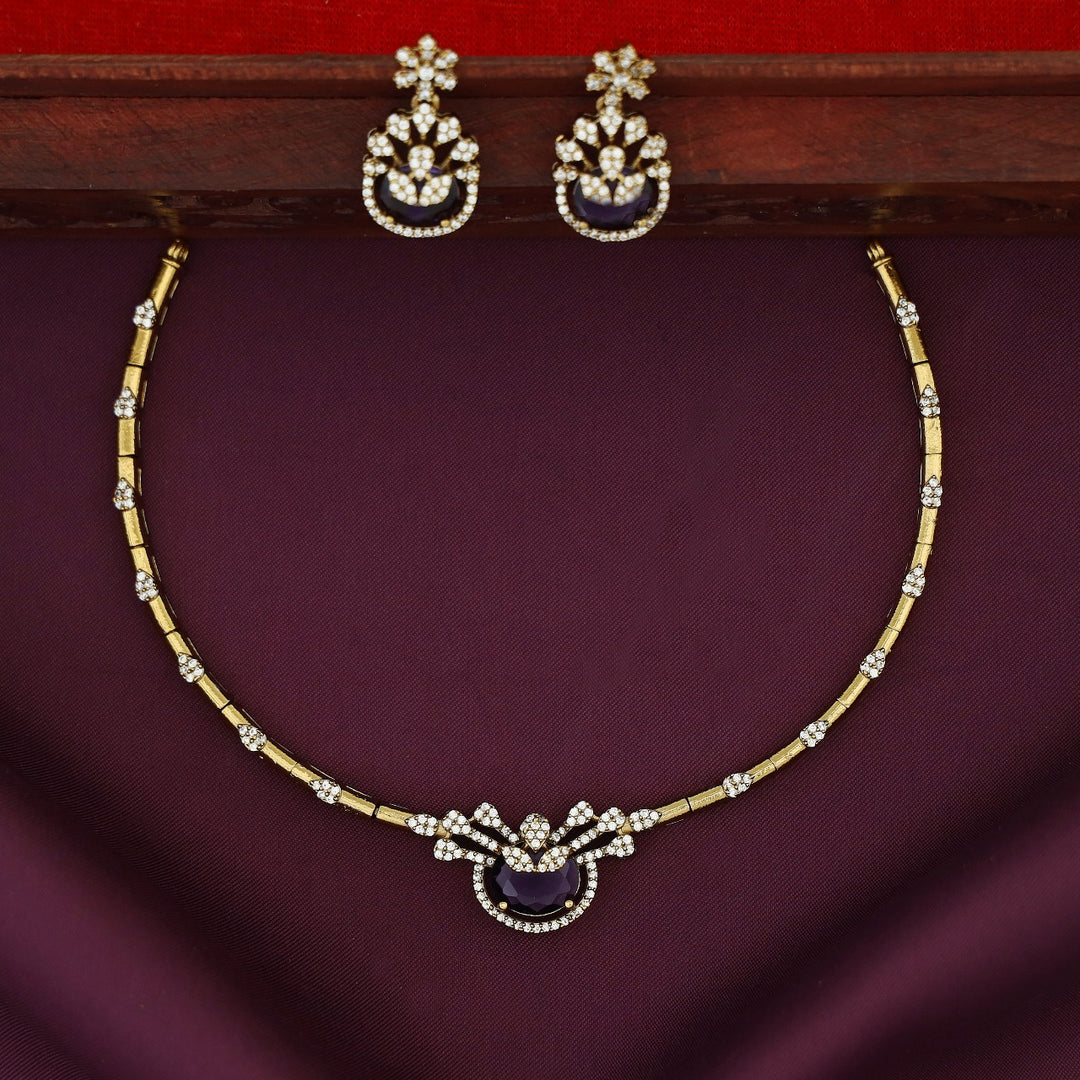 Harshini Stiff Glossy Short Neckpiece With Earring