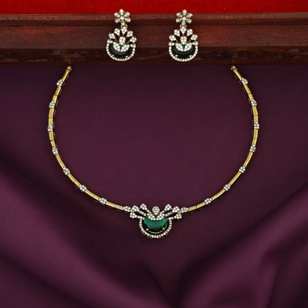 Harshini Stiff Glossy Short Neckpiece With Earring