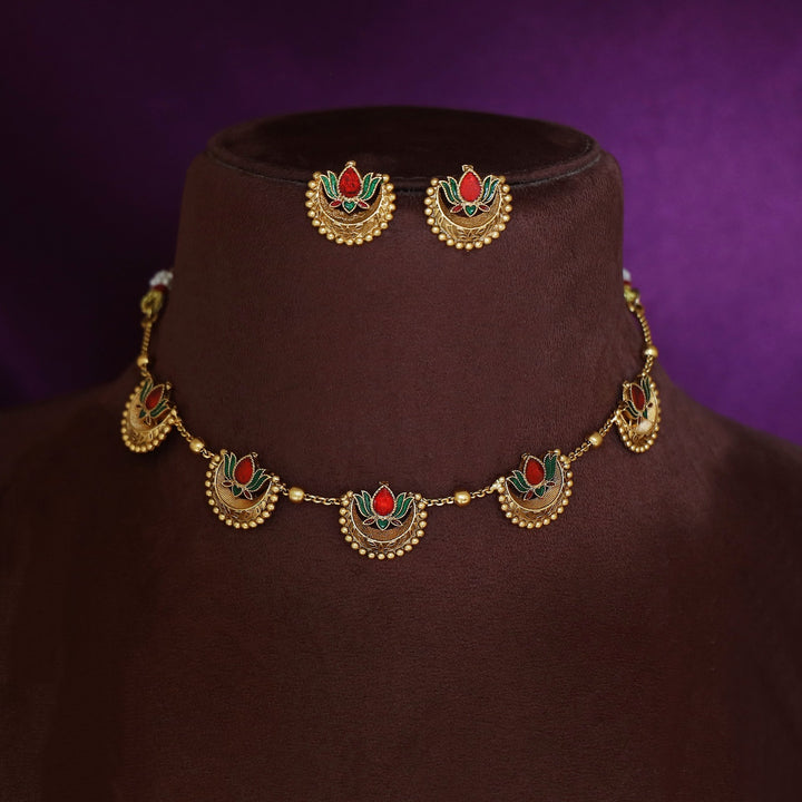 Maitreyi Padma Half Moon Short Neckpiece With Earring
