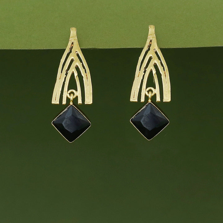 Jasleen Golden Glossy Stone Earring