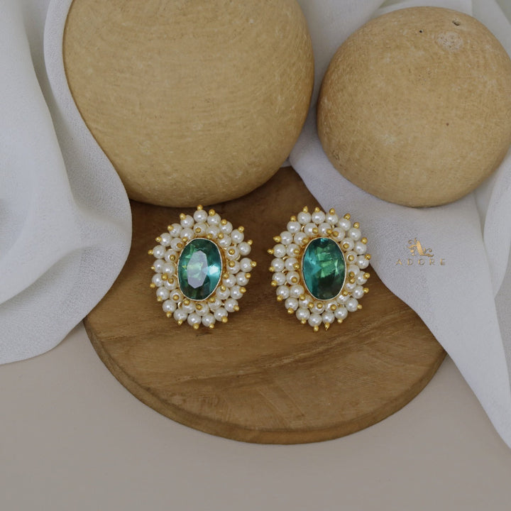 Ahelia Glossy Oval Cluster Pearl Earring
