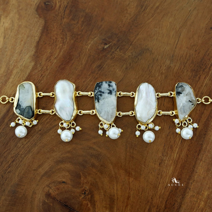 Bethany Raw Stone With Baroque Choker