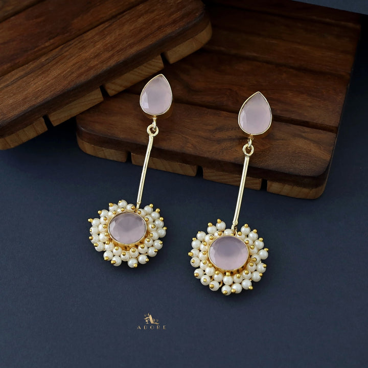 Aabheri Stem Glossy With Pearl Earring