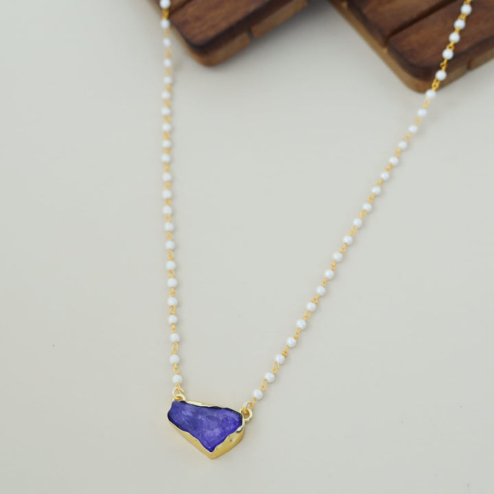 Nasmiya Dyed Stone Neckpiece
