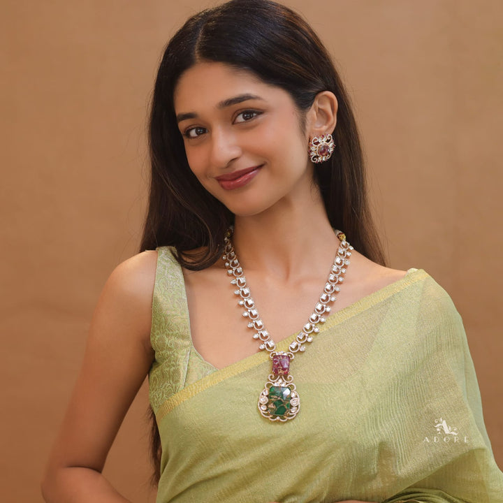 Tarinika Kundan Stone Neckpiece With Earring