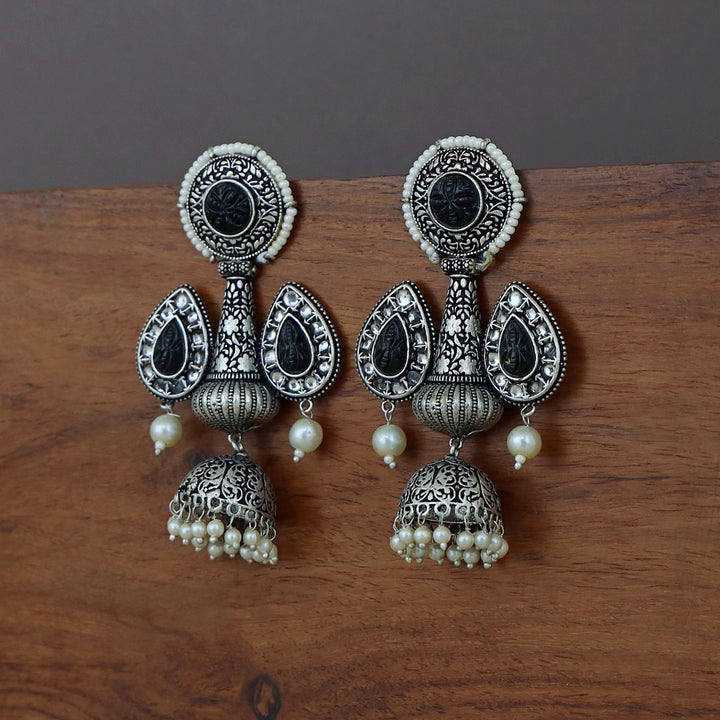 Aashraya Carved Pearl Jhumka Earring