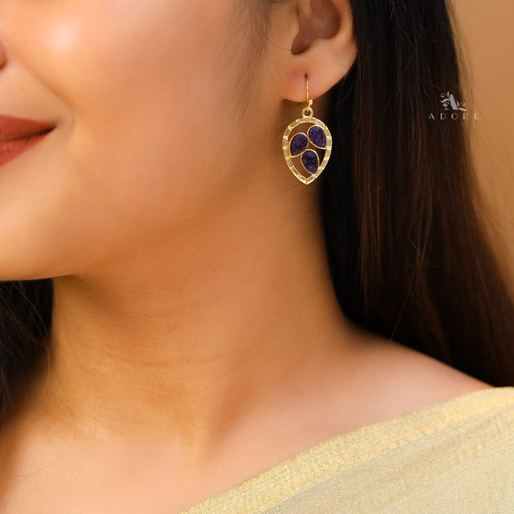 Naadiya Golden Textured Druzy Stone Drop