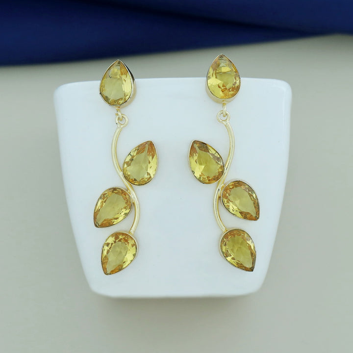 Glossy Curly Leaves Earring