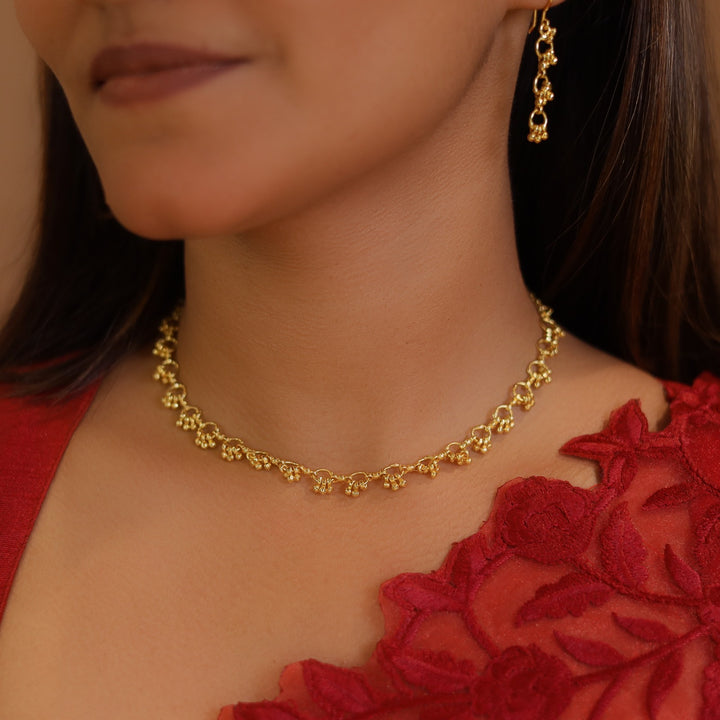 Nina Golden Ball Neckpiece With Earring