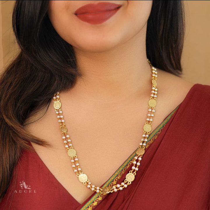 Vanika Pearl Kashi Neckpiece