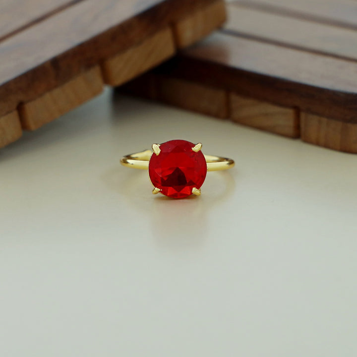 Golden Claw Glossy Round Ring