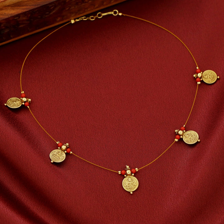 Dhanvi 5 Kashi Beaded String Neckpiece