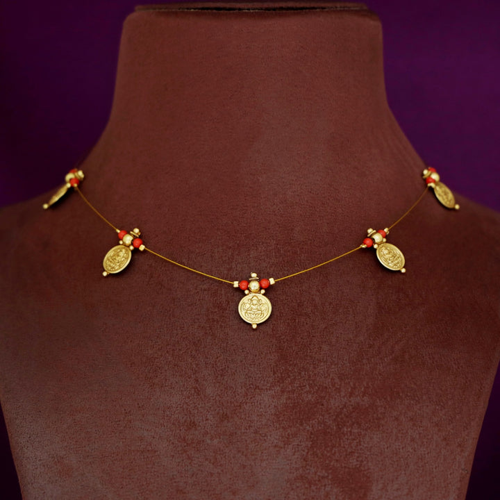 Dhanvi 5 Kashi Beaded String Neckpiece