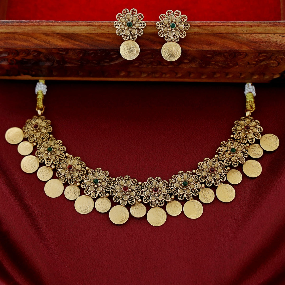 Vimala Flower Kashi Neckpiece With Earring
