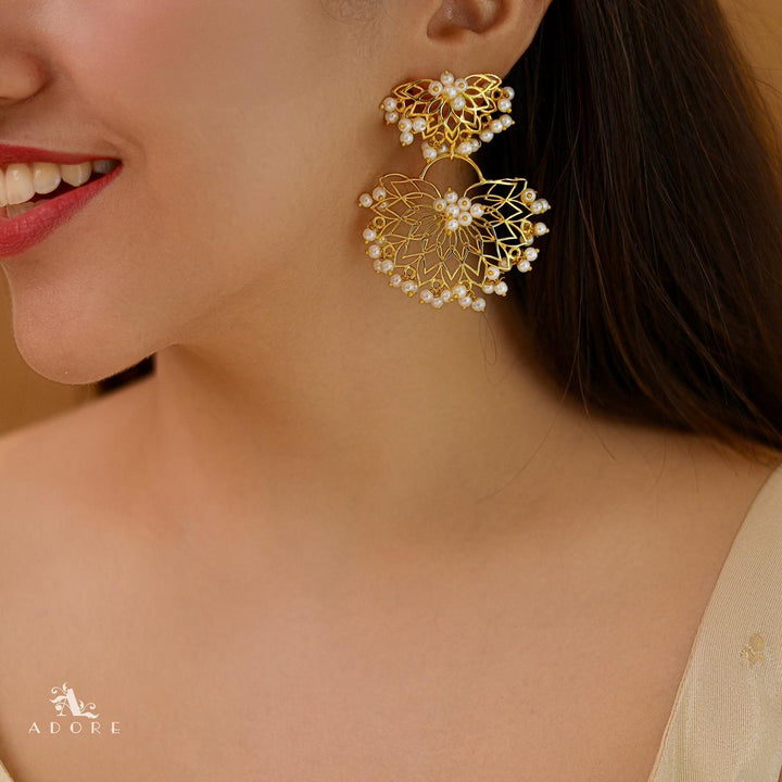Dhana Dual Lotus Pearl Earring