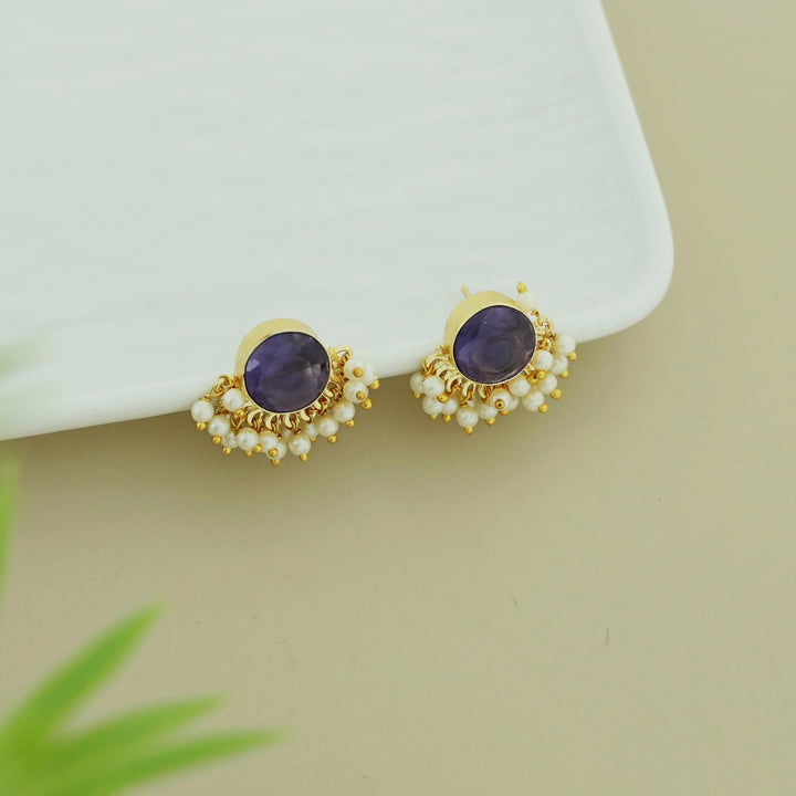 Kanval Glossy Half Pearl Earring