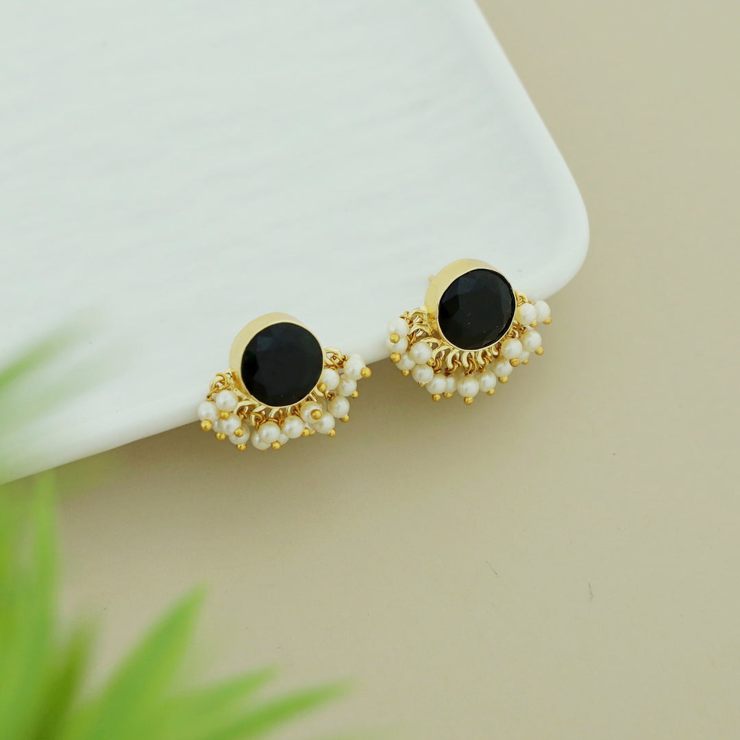 Kanval Glossy Half Pearl Earring