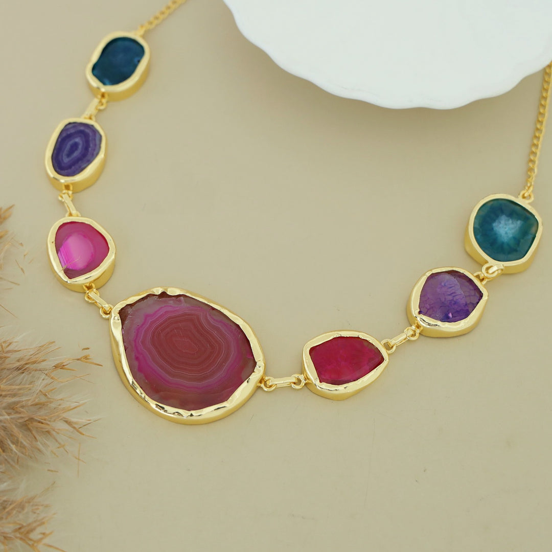 Nishka Agate Neckpiece