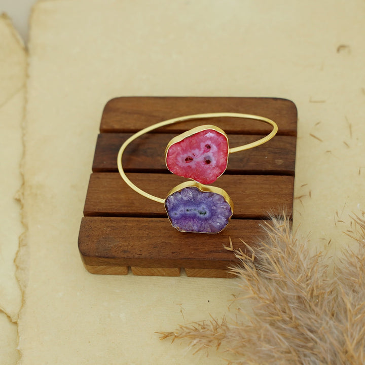 Hem Dual Solar Agate Bangle