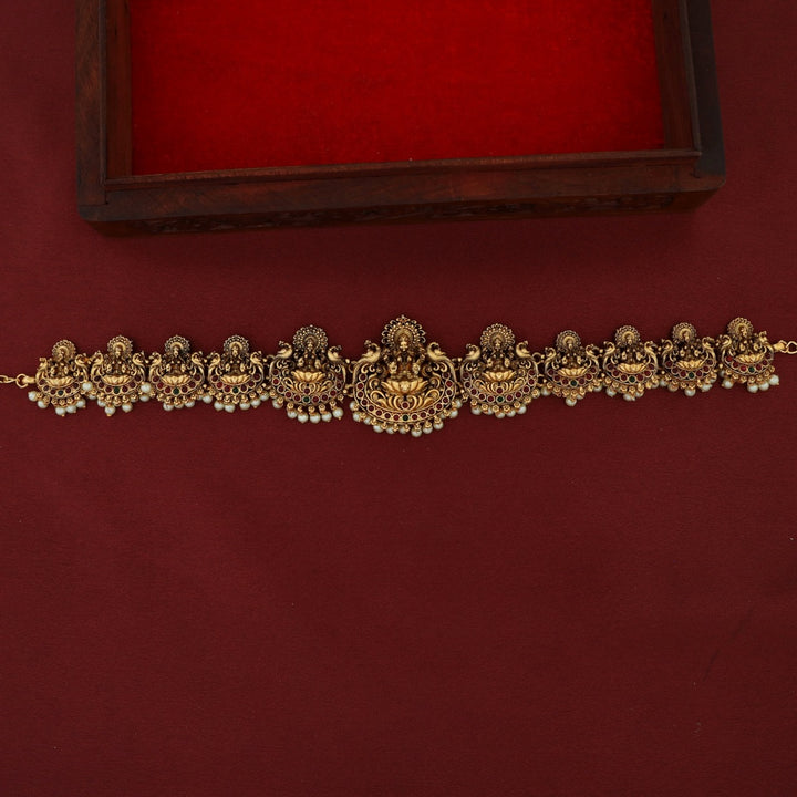 Aarshvi Devi Pearl Hip Chain