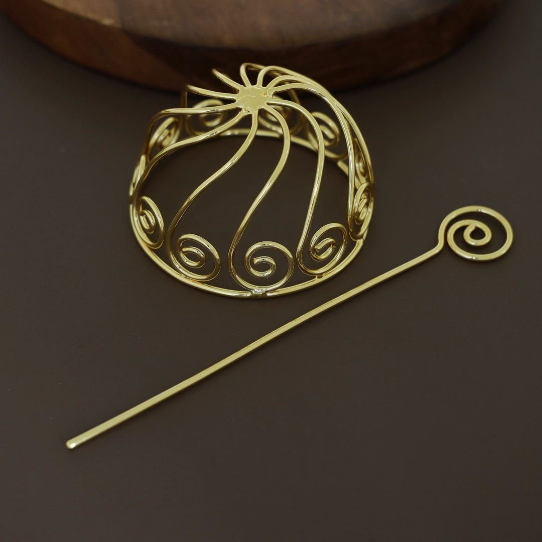 Emerie Golden Hair Bun Cage With Stick