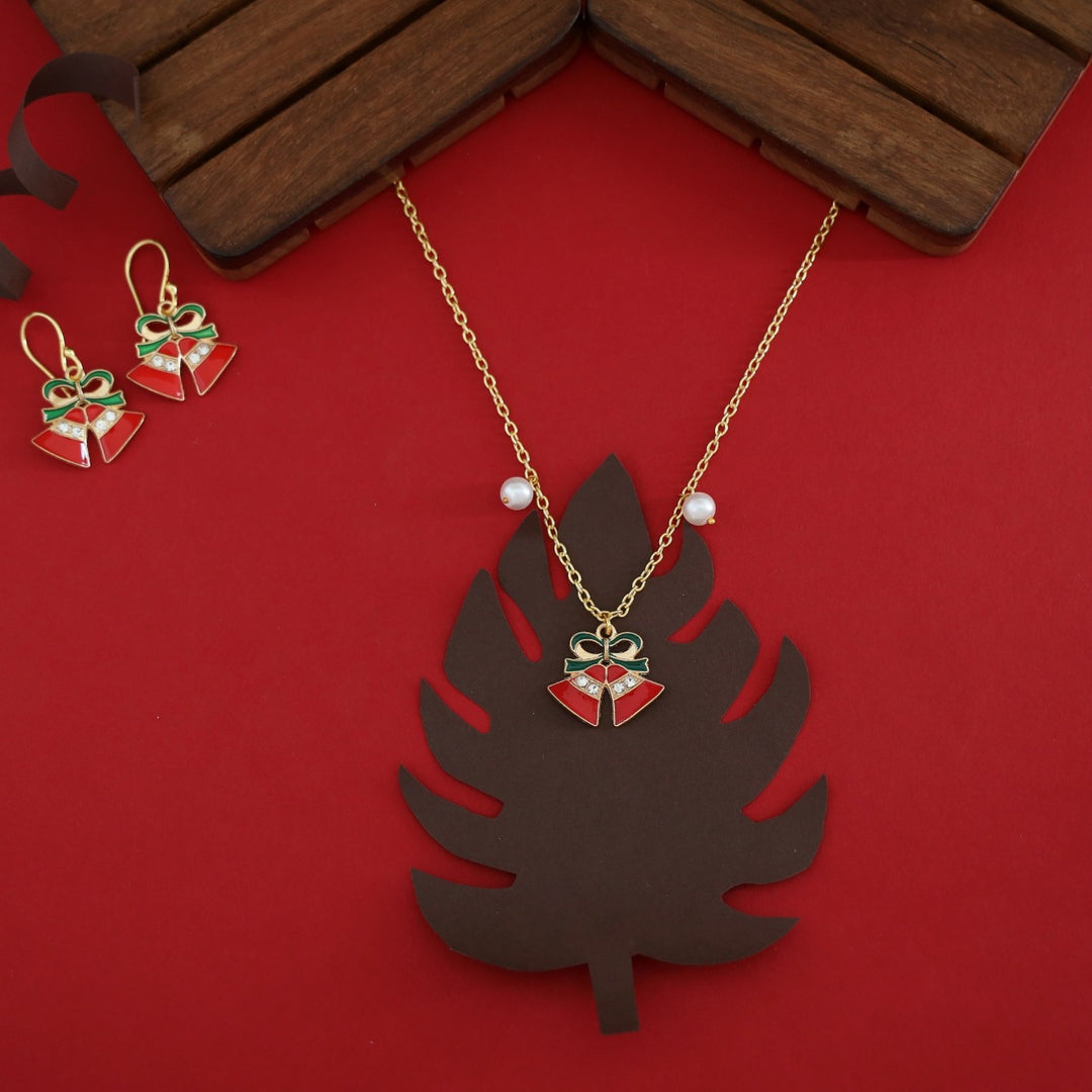 X'mas Charm Single Pendant + Pearl Neckpiece With Drop